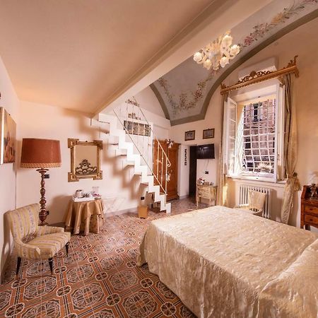 Antica Dimora Del Buongoverno Hotel Siena Buitenkant foto