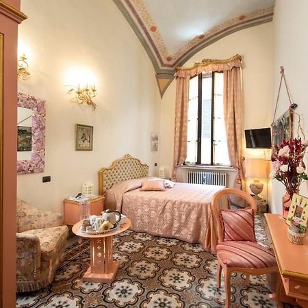 Antica Dimora Del Buongoverno Hotel Siena Buitenkant foto