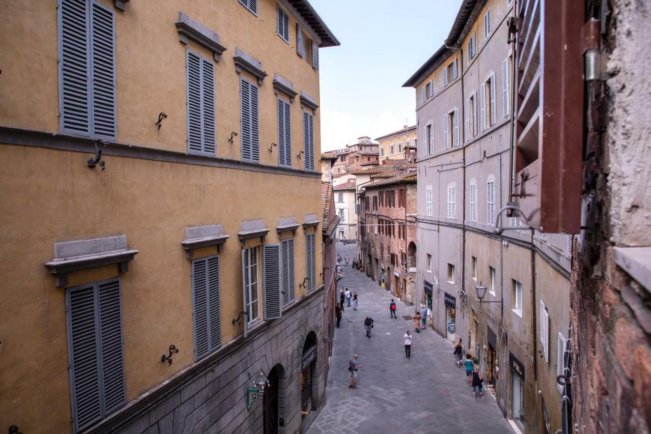 Antica Dimora Del Buongoverno Hotel Siena Buitenkant foto