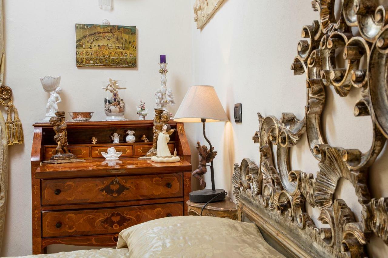 Antica Dimora Del Buongoverno Hotel Siena Buitenkant foto