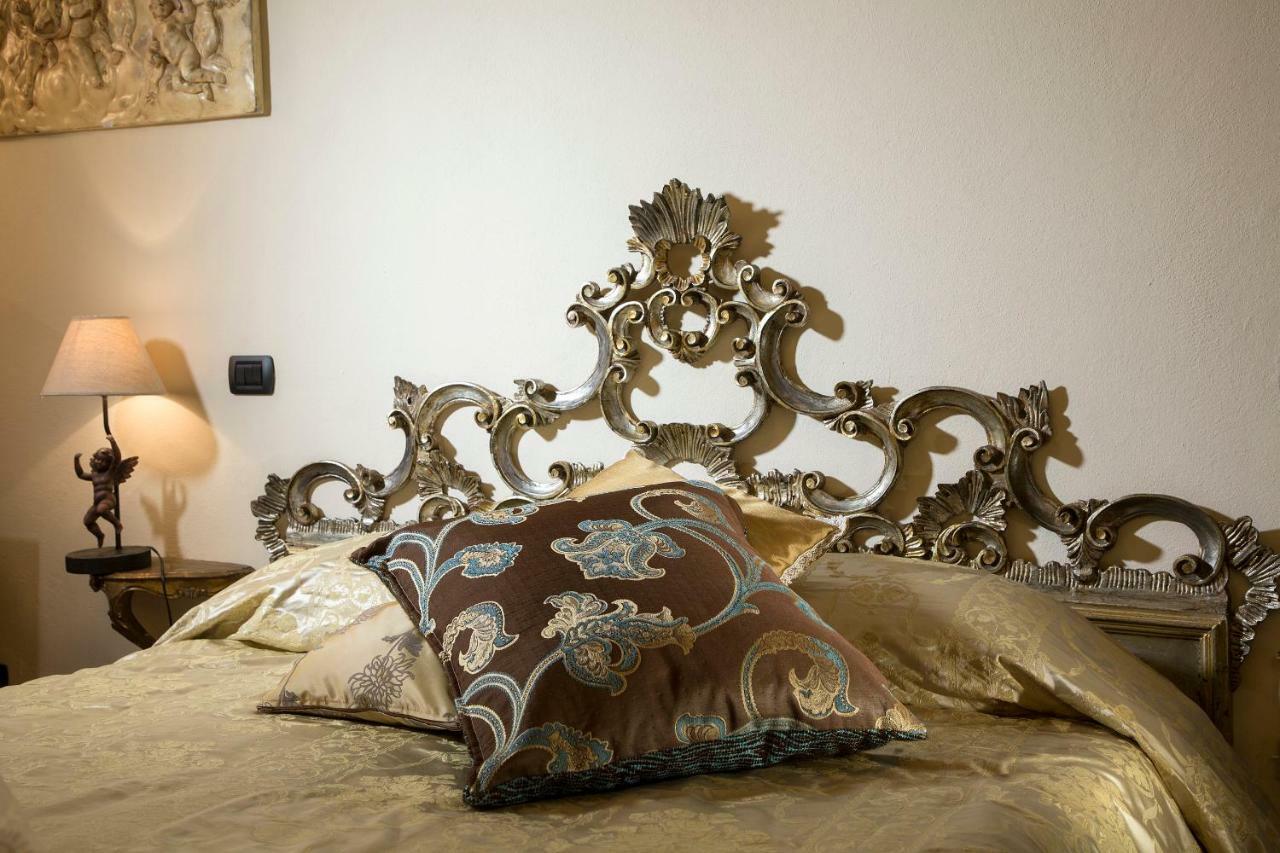 Antica Dimora Del Buongoverno Hotel Siena Buitenkant foto